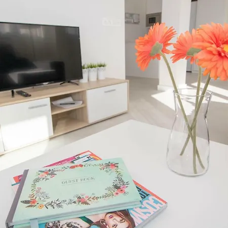 El Mirador De Villamartin - La Zenia & Golf Apartment *