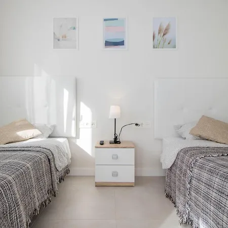 El Mirador De Villamartin - La Zenia & Golf Apartment